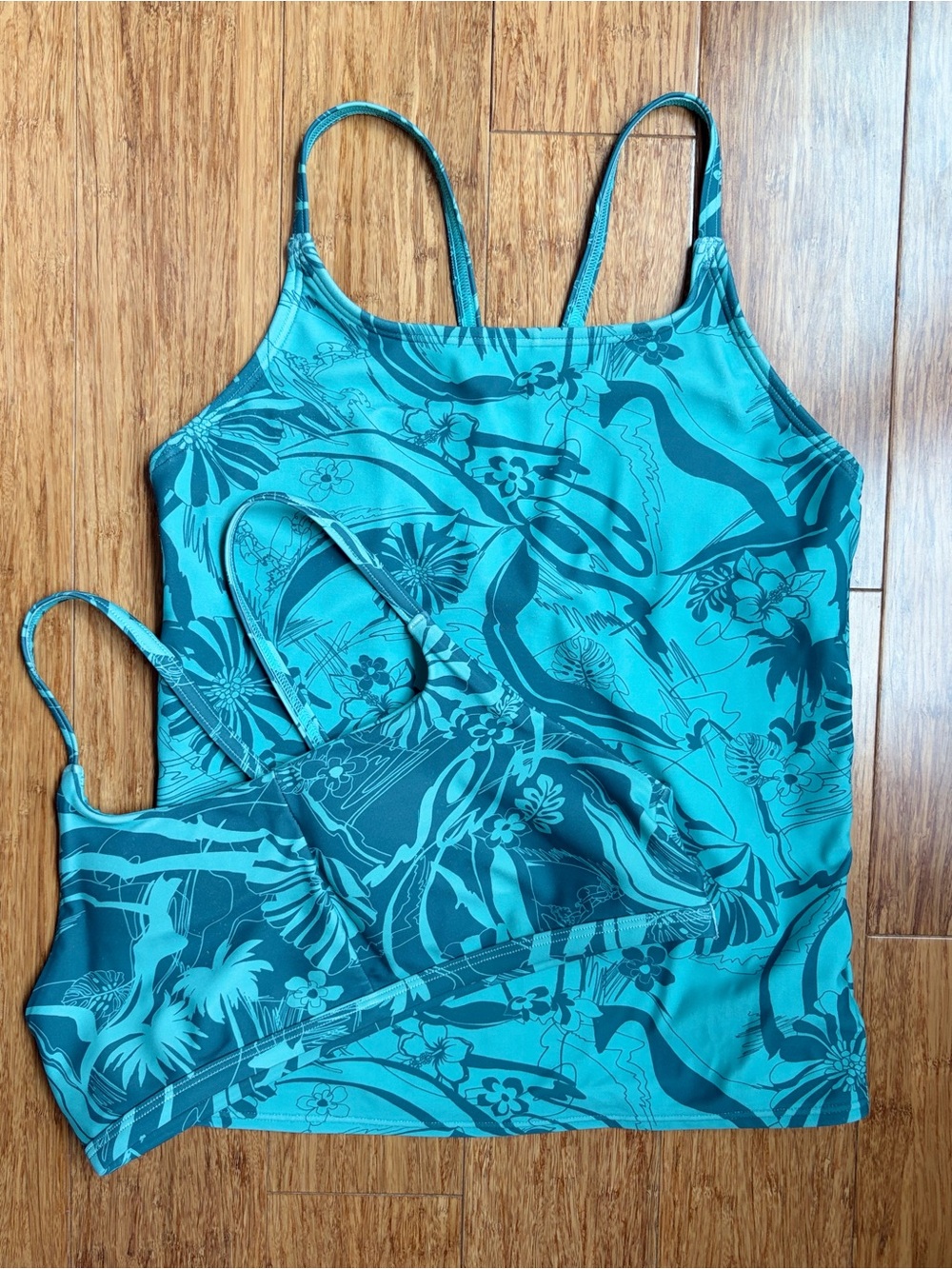 Athleta Girl Surf Dream Tankini Top and bikini top Size XL/14
